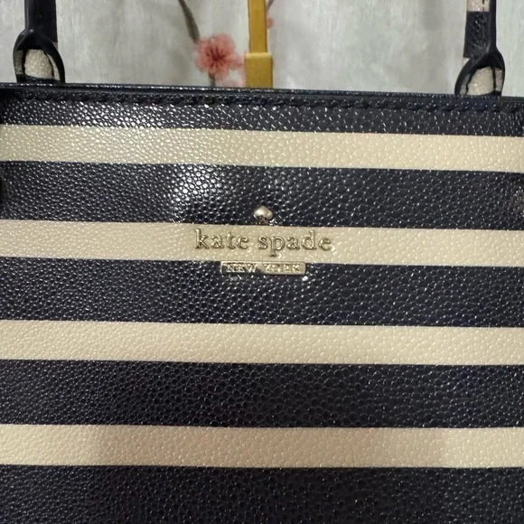 Kate Spade story book Blue and Cream Striped Tote Bag 💕 - Picture 2 of 14